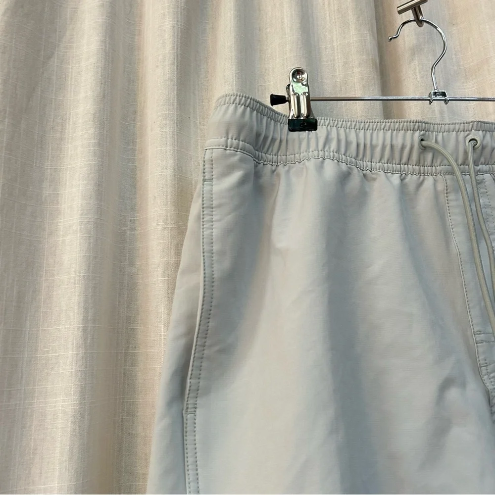 RVCA Reactive 17